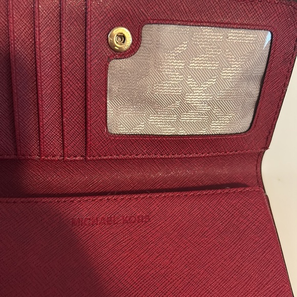 Michael Kors Wristlet Wallet- NWOT - Picture 4 of 13